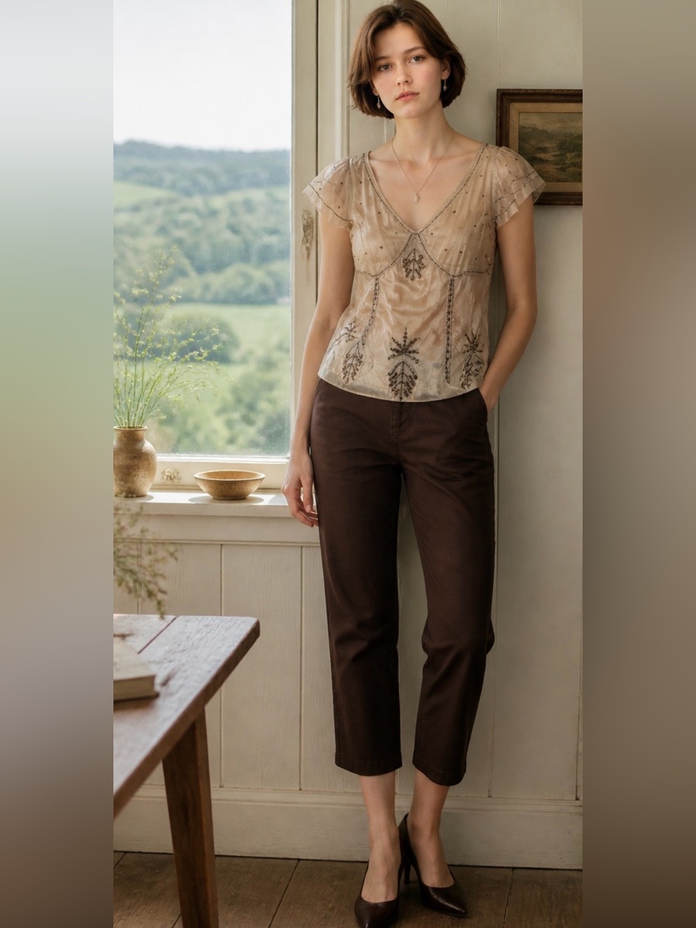 Bandolino Cream Sheer Beaded V-Neck Blouse With Beaded Trim Has Gold Lining M-L